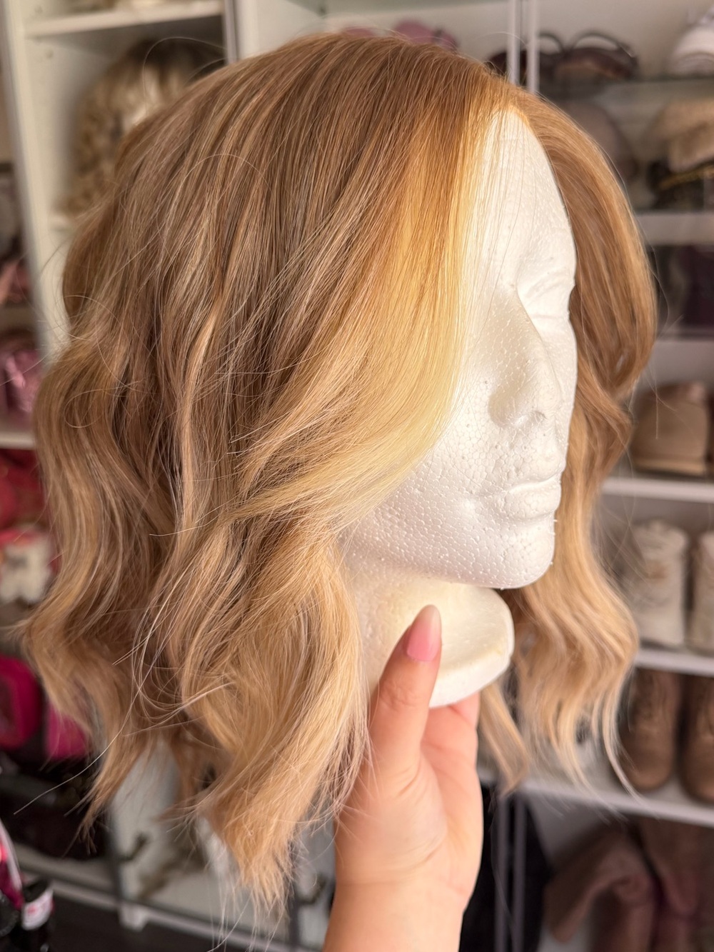 Blonde Balayage Wavy Bob Synthetic Hair Wig - Layered Side Part